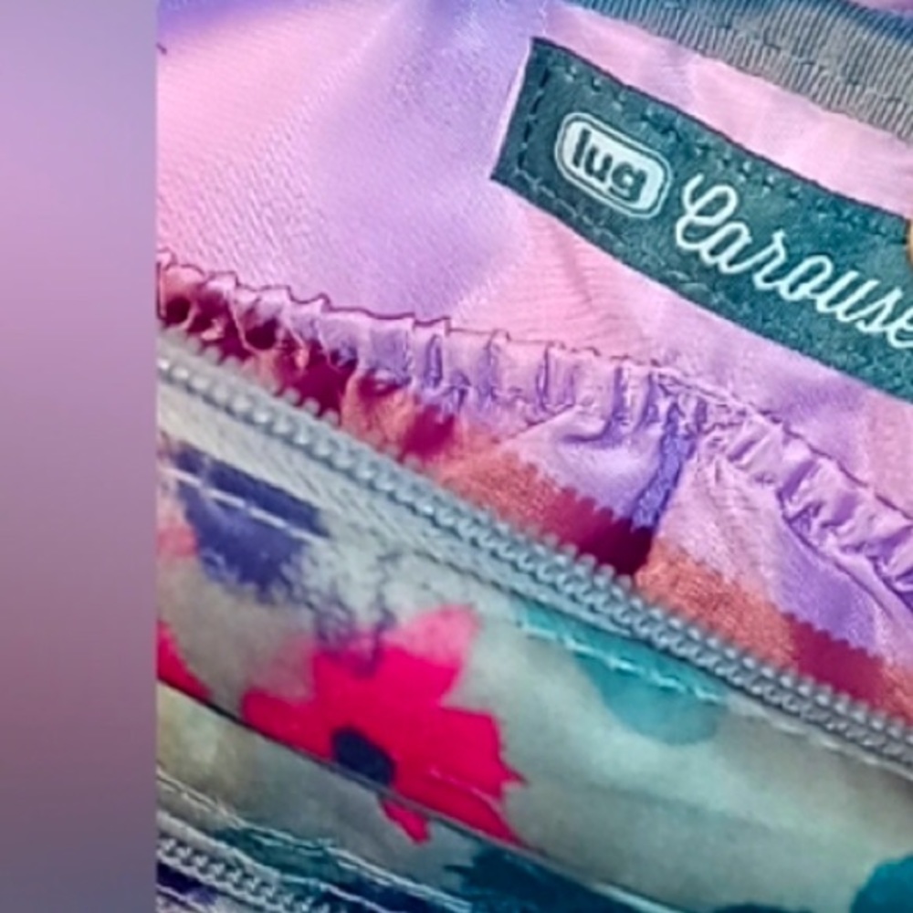 🌹🌹Lug Carousel Crossbody Bag🌹🌹 - Picture 9 of 10